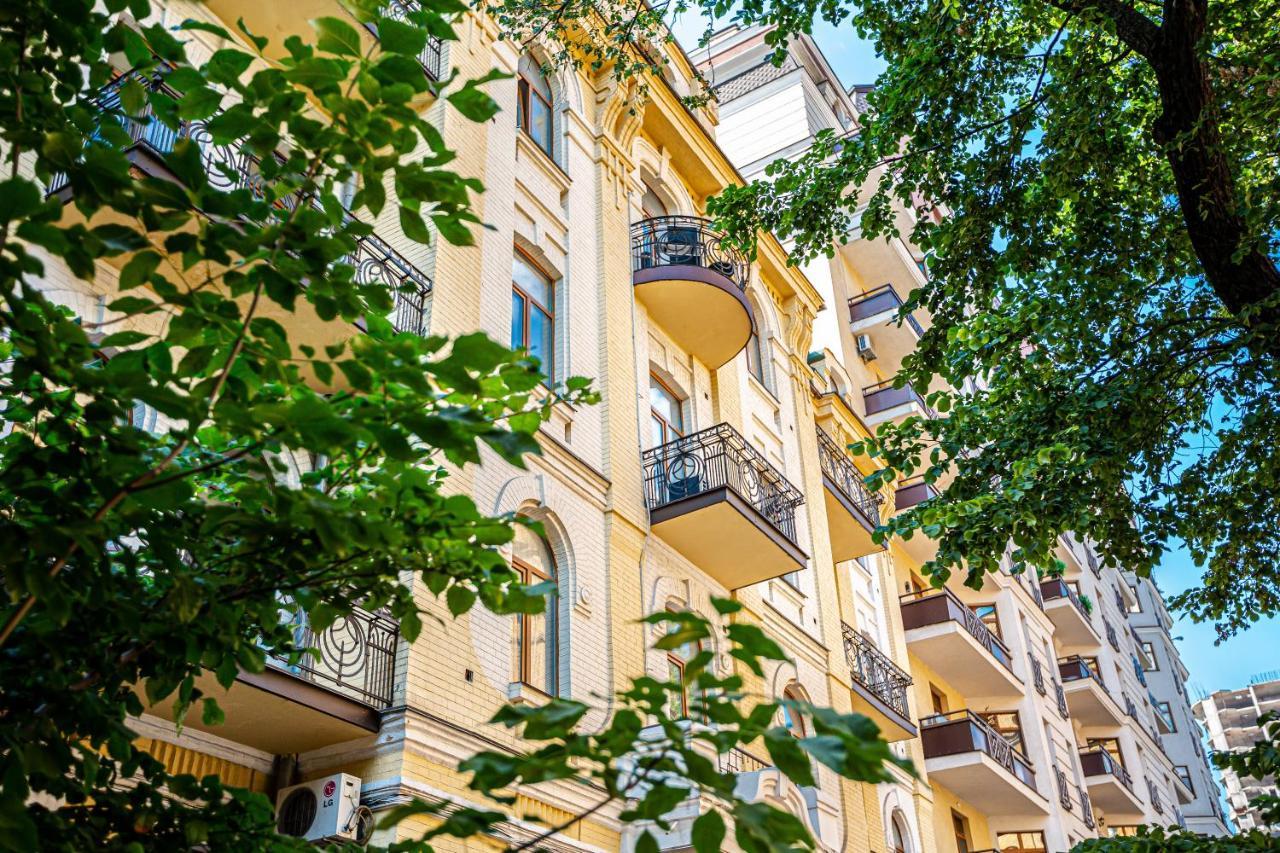 Senator City Center Kyiv Exterior photo